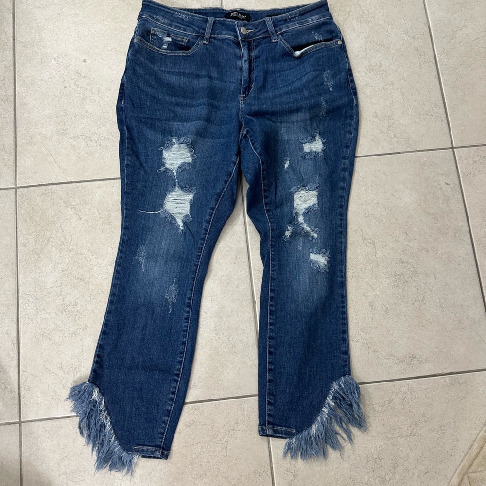 Judy blue cropped jeans